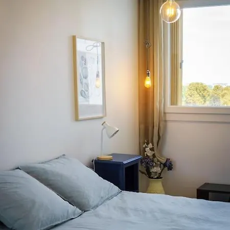 Apartment Grand 4 Pieces A 10min Paris